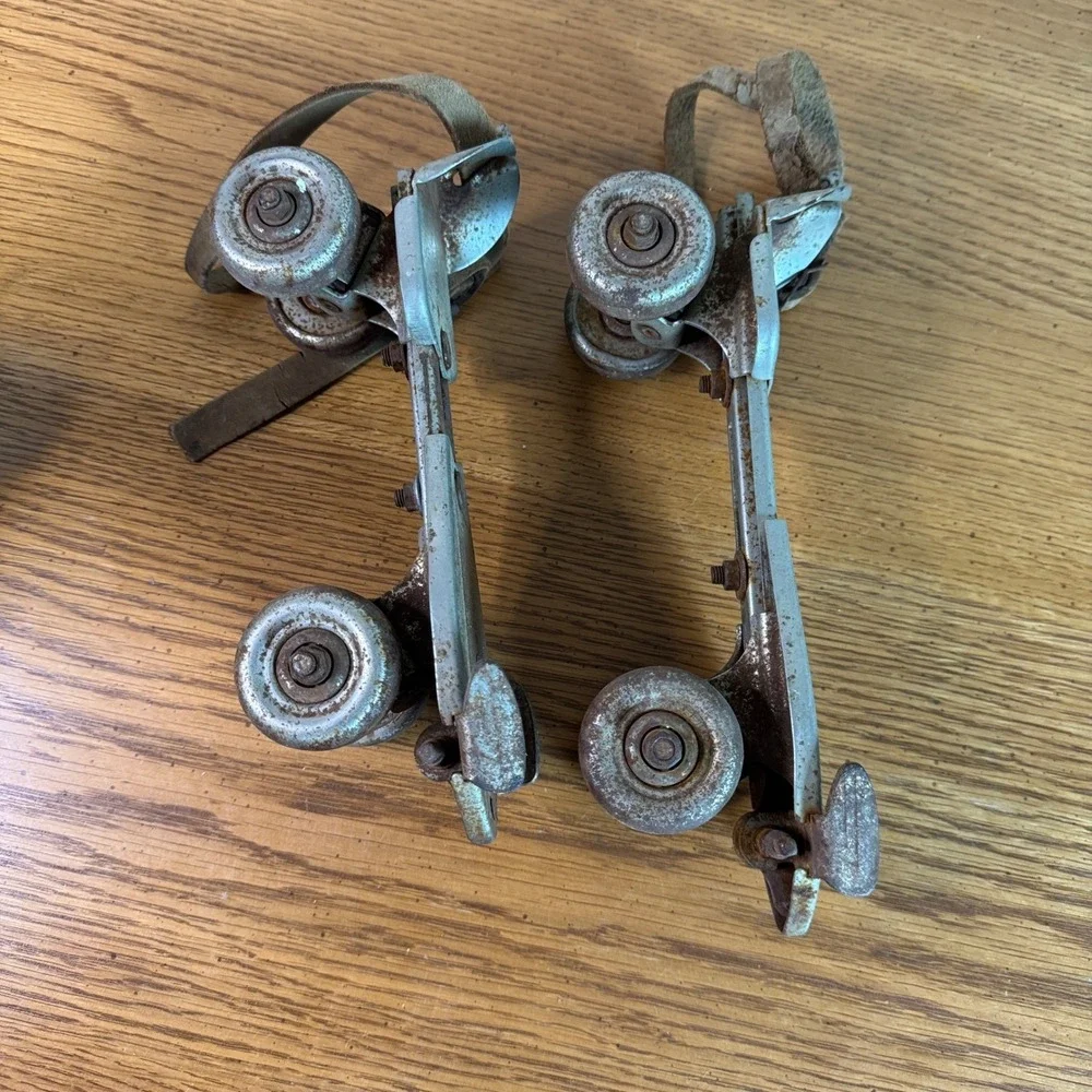 Vintage Kingston Olympic‎ Metal Roller Skates Adjustable Antique Decor